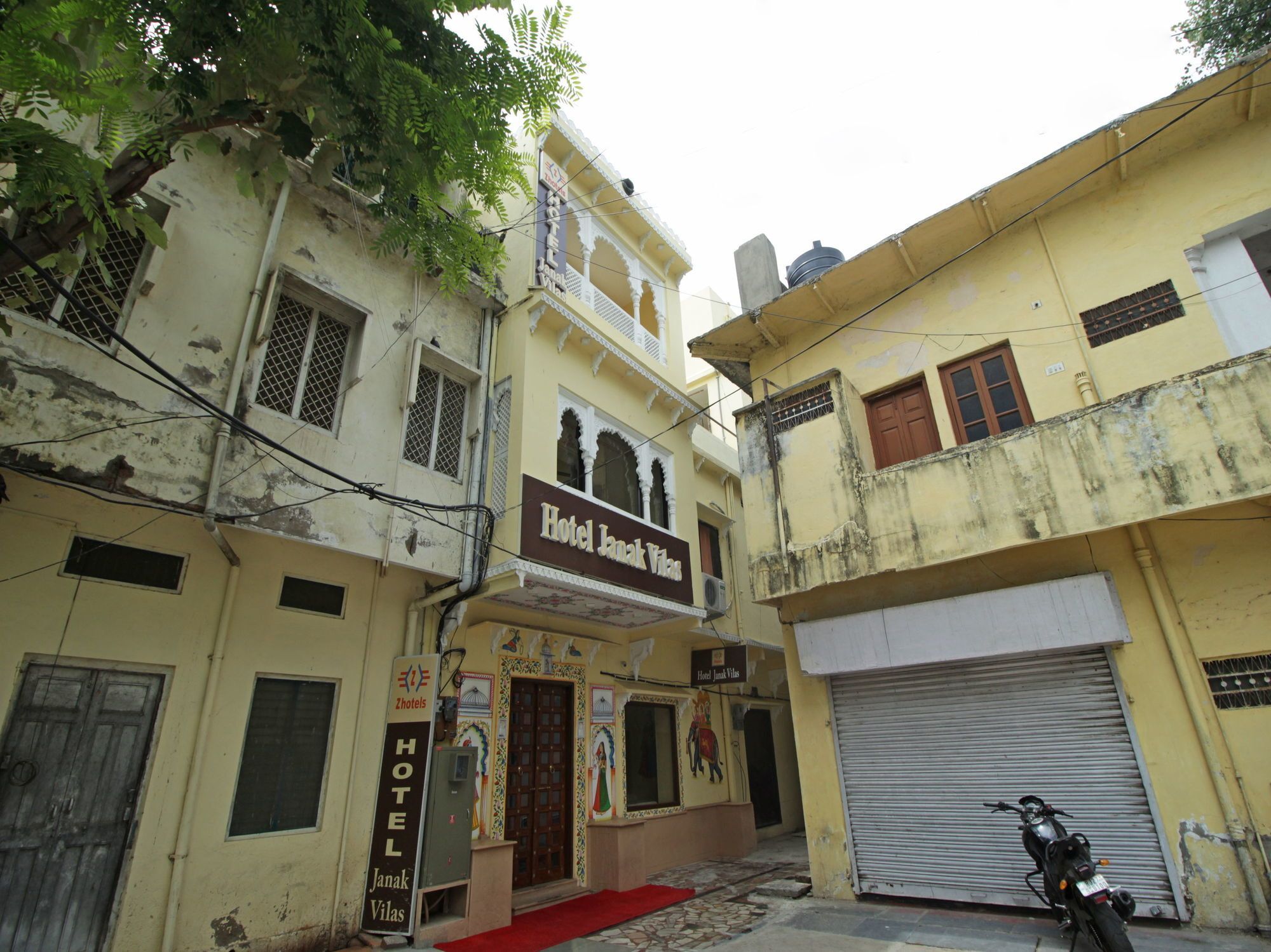 Oyo 9161 Hotel Janak Vilas Ουνταϊπούρ Εξωτερικό φωτογραφία